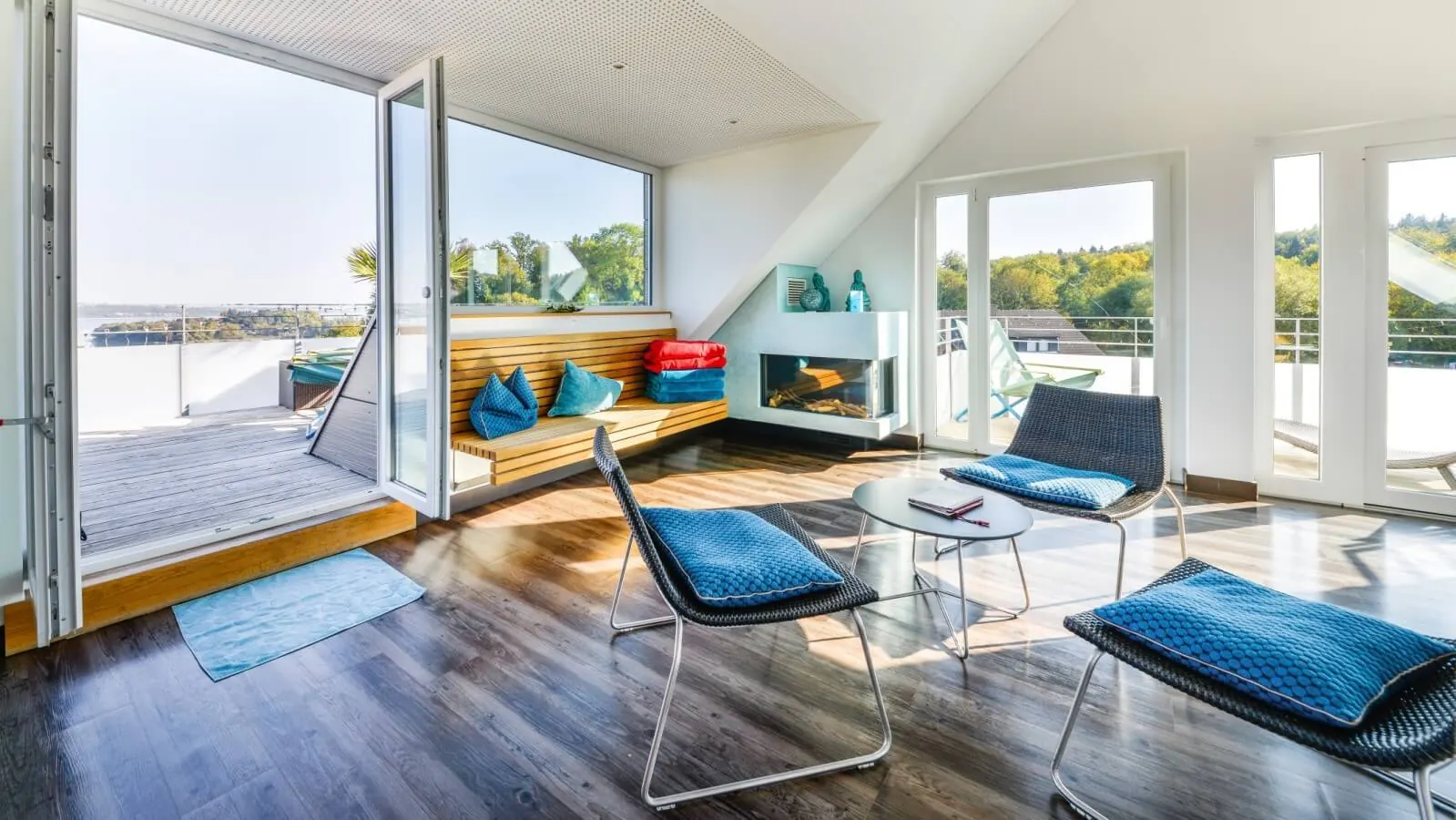 Panorama-Sauna mit Blick über den Bodensee